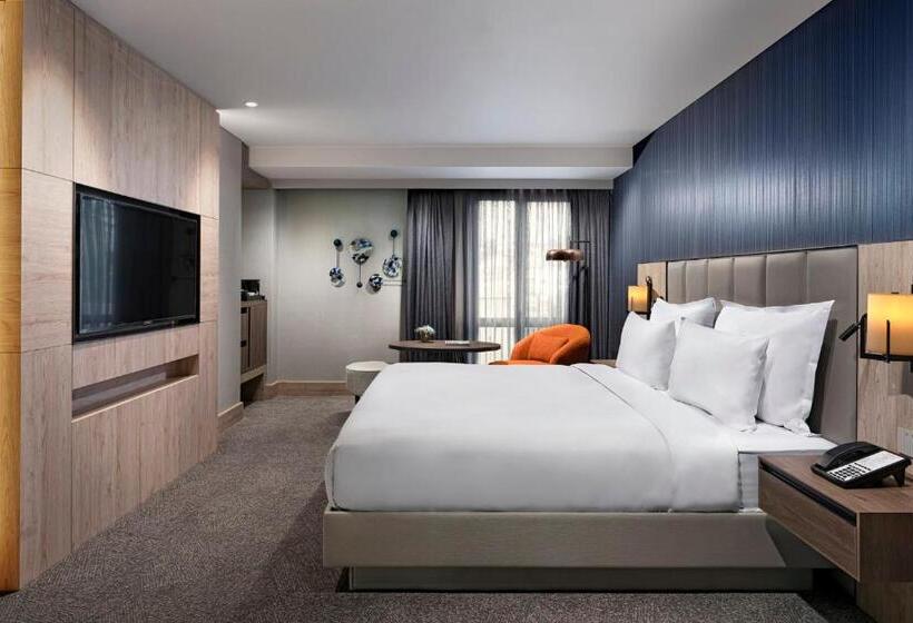 اتاق پرمیوم, Crowne Plaza Istanbul   Ortakoy Bosphorus, An Ihg
