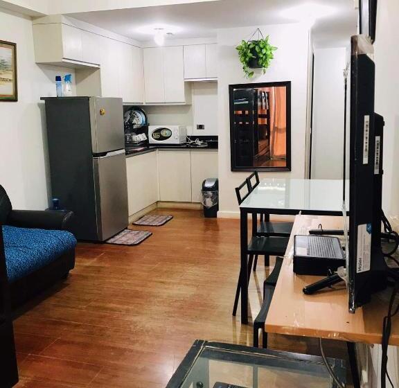 标准工作室, Abreeza Chills Place 1815