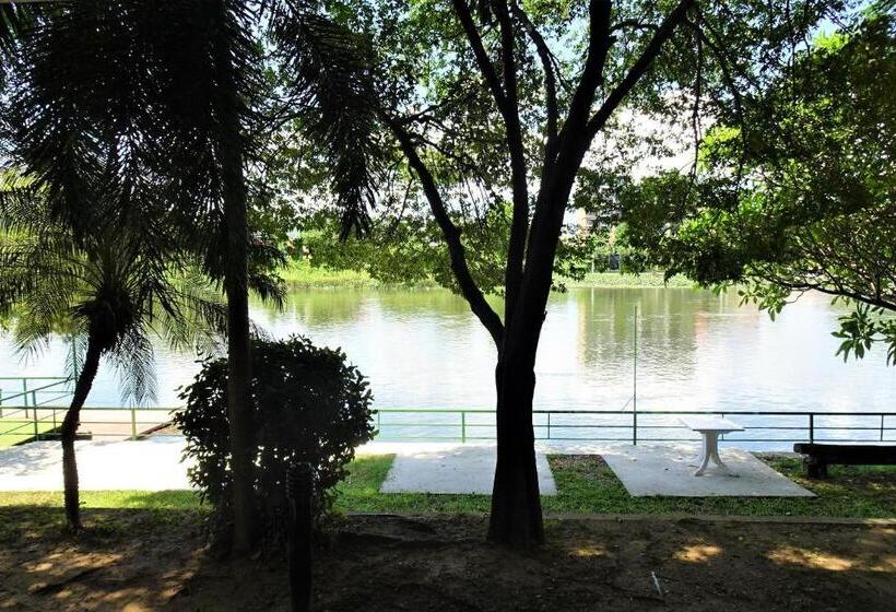 Люкс Кровать Кинг, West Wonder Riverside Resort