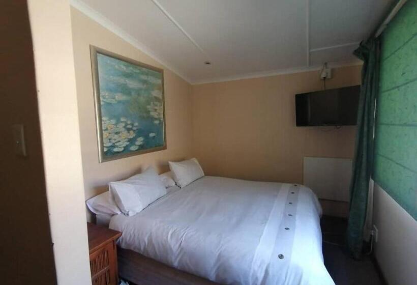 اتاق استاندارد, Redberry Guest House