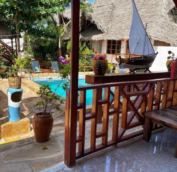 سوییت سوپریور, Utulivu Bungalow