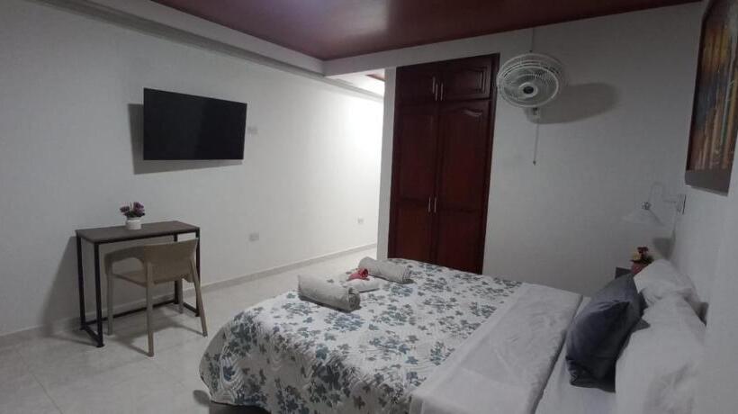 Habitació Estàndard Vista Muntanya, La Casona De Wiky