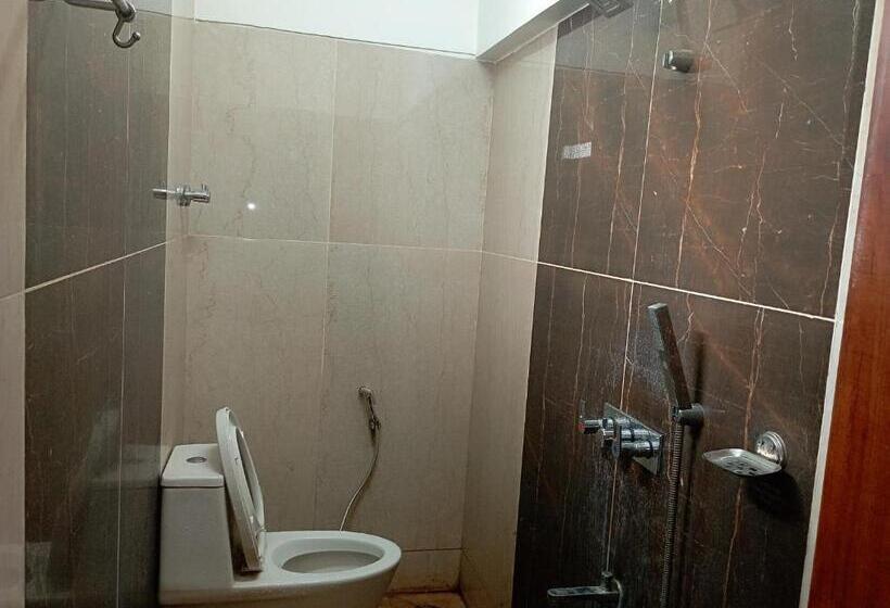 标准间, Staymaker Balaji Gold Inn