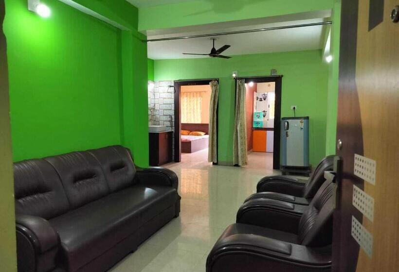 Трехместный Номер Классика, Oyo 8201 Hotel Jamuna Enclave