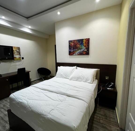 استودیو استاندارد با بالکن, Fragrance Apartments And Suites
