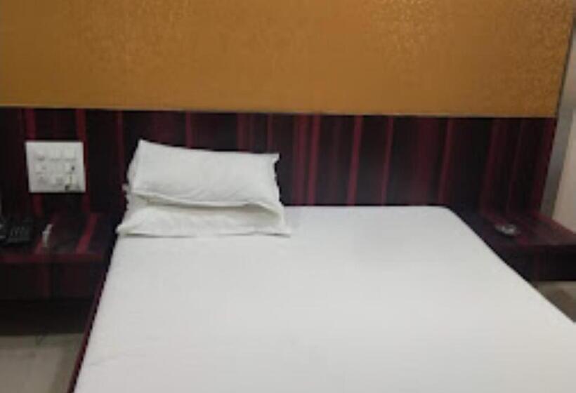Номер Стандарт, Yashraj Inn Beed