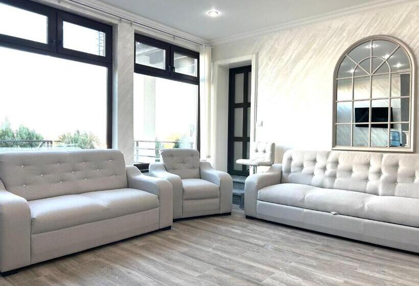 Номер Deluxe, Diplomat Villa