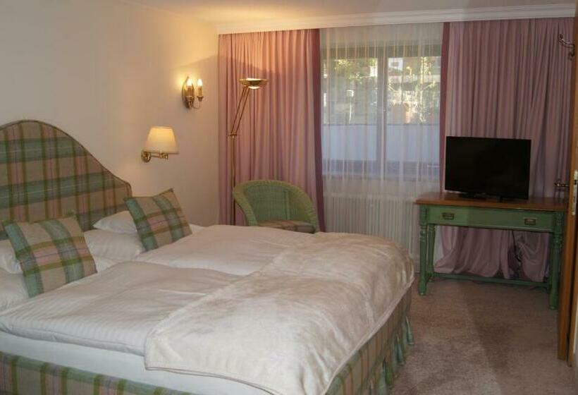 Номер Стандарт, Pension Hartenfels