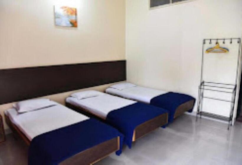 Номер Стандарт, Ashray Residency, Sangli