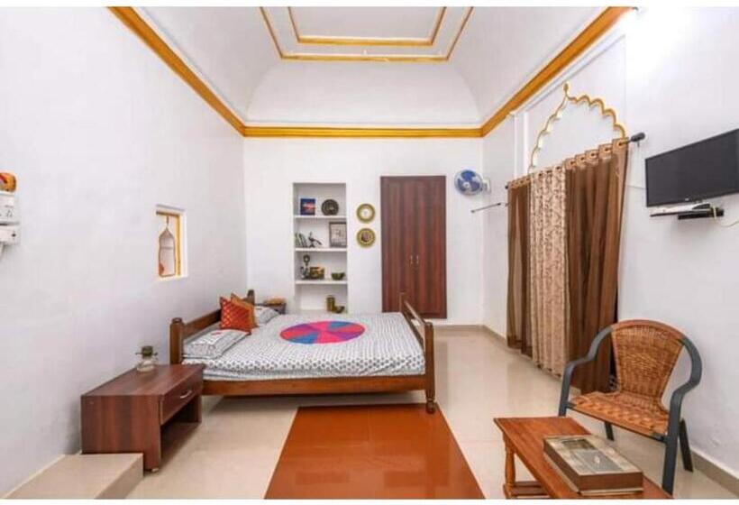 デラックスルーム, Kila The Heritage Palace, Kothi