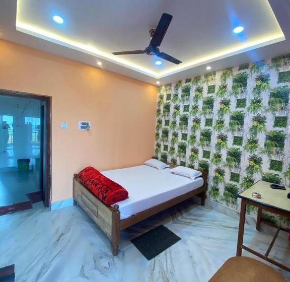 Номер Стандарт Вид на Озеро, Subhankar Guest House