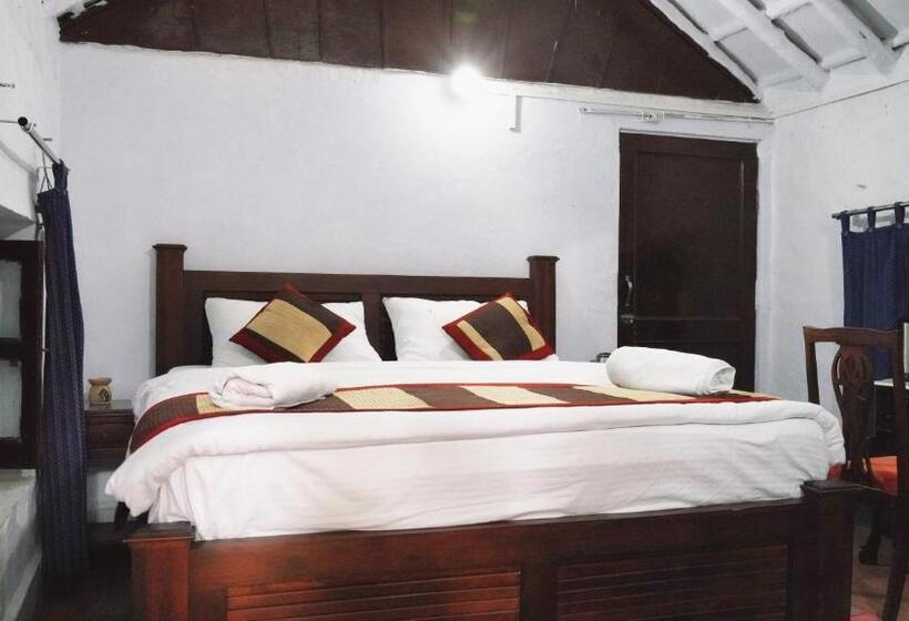 标准间, Noble Nest Eco Resort Khatushyam Ji