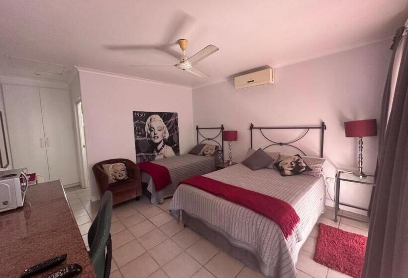 Номер Стандарт Трехместный, Pjs   B&b