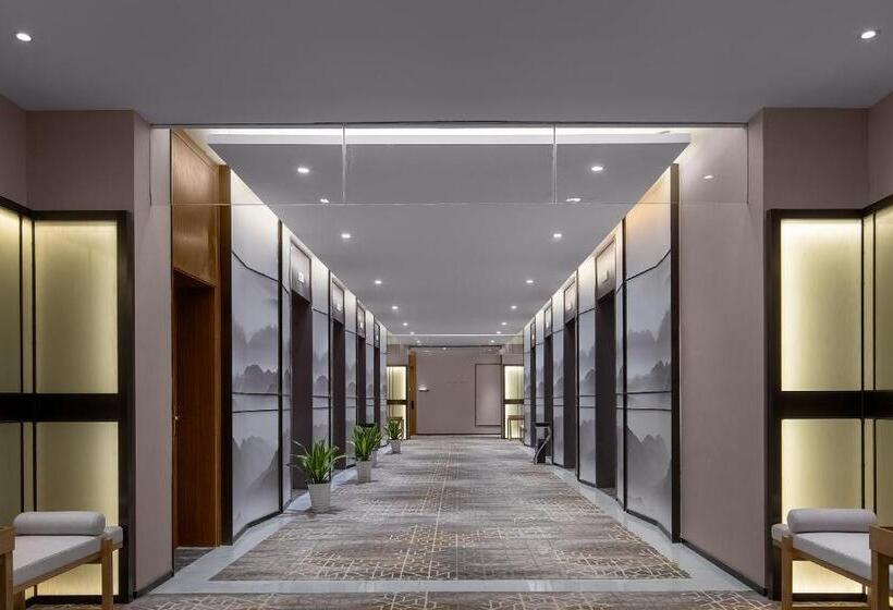 Номер Superior, Metropark Hotel Wuhan