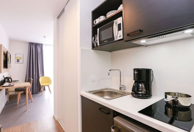 Апартаменты 1 Спальня, Odalys City Nîmes Arènes