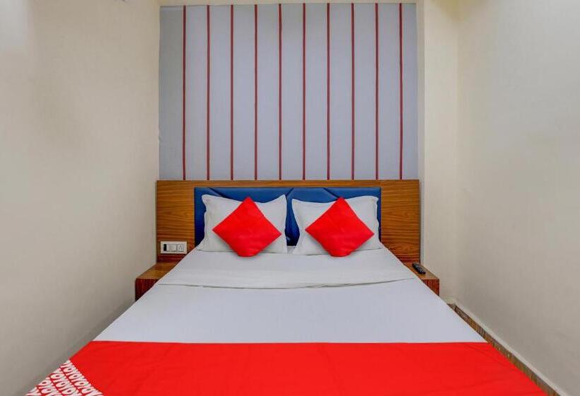 Номер Стандарт, Oyo Hotel Lotus