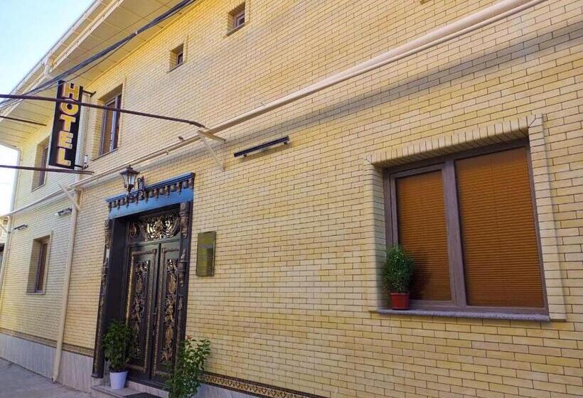 스탠다드 룸, Dari Zanjir Family Guest House