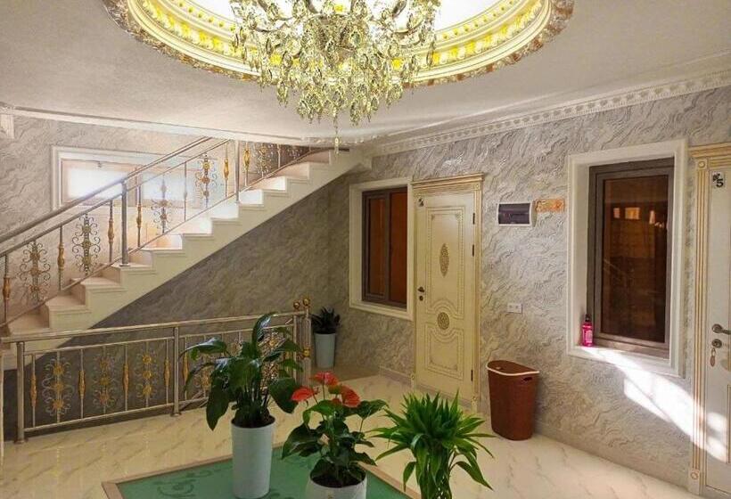 스탠다드 트리플 룸, Dari Zanjir Family Guest House