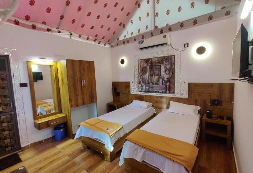豪华房间, Santkrupa Villa Resort
