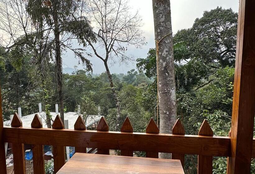 带花园景观的标准三人间, Coorg Jungle Mist