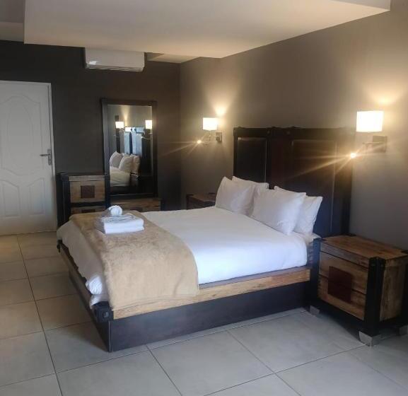 Номер Deluxe Вид на Море Боковой, Green Fields Hotel, Coffee Bay