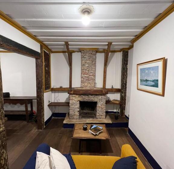 Номер Стандарт, History Hostel