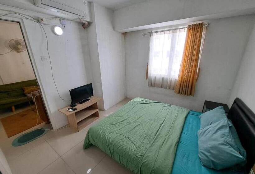 Номер Deluxe, Oyo Life 93106 Apartement Grand Sentraland By Andi