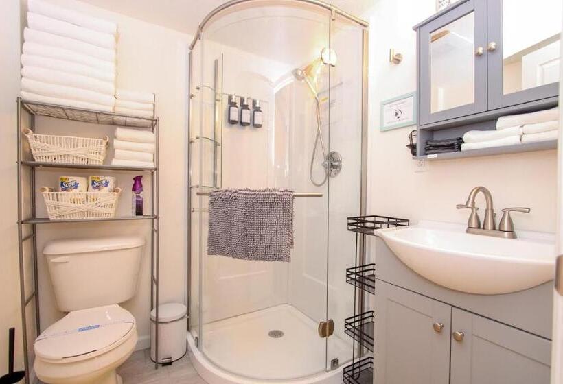 Family Suite, The Sunburst Oasis
