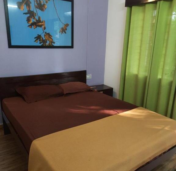 Номер Стандарт, Cherry Blossom Guest House