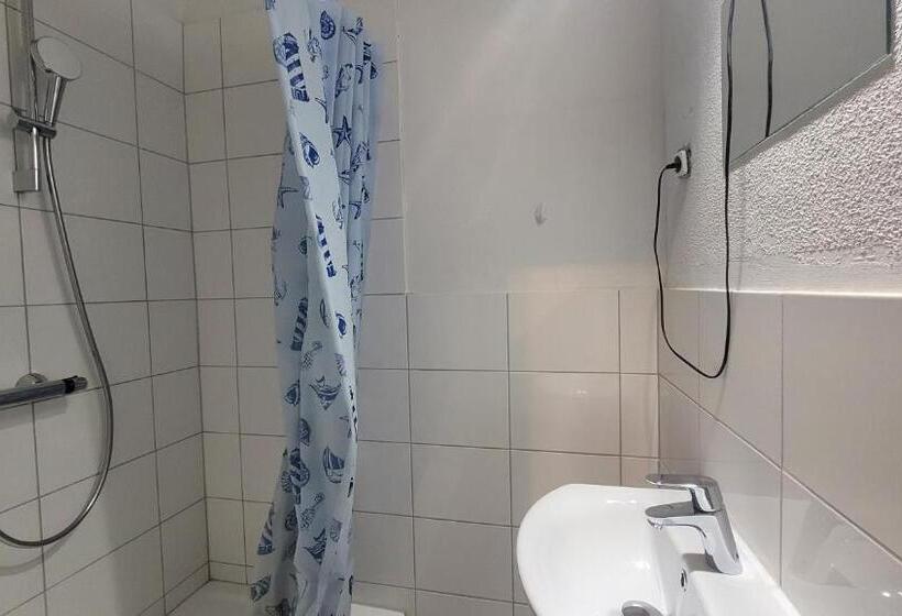 带共用浴室的标准房间, Gasthaus Für Monteure