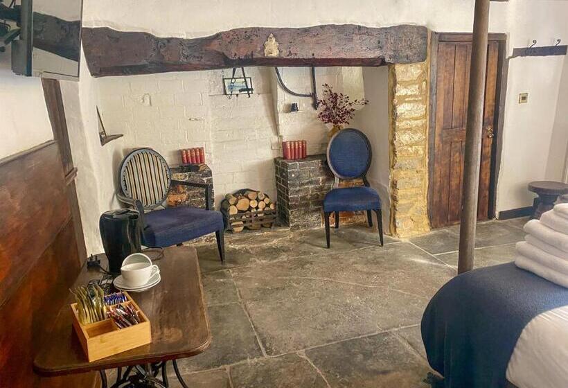 Номер Deluxe, The New Inn