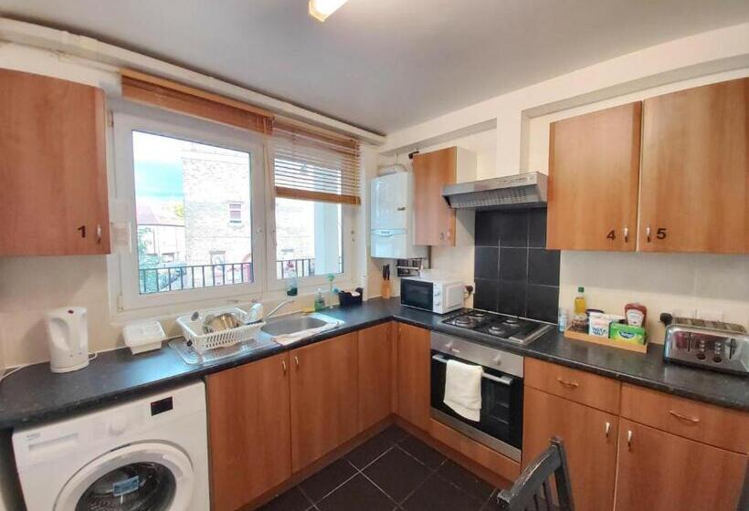 Номер Economy Индивидуальный, London Oldbury House Rooms