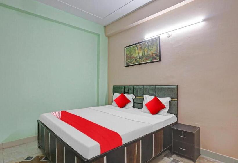 Трехместный Номер Классика, Oyo Flagship Moon Star Residency
