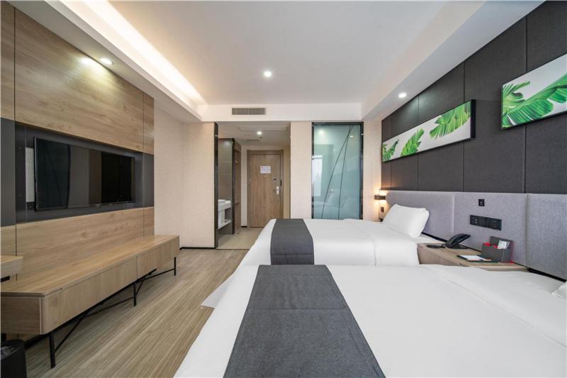 Номер Стандарт Трехместный, Thank Inn Plus Jinan Laiwukou Town