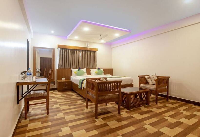 Номер Стандарт, Treebo Elite Plaza, 700 Mtrs From Madikeri Fort