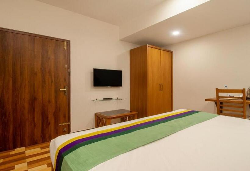 Номер Economy, Treebo Elite Plaza, 700 Mtrs From Madikeri Fort