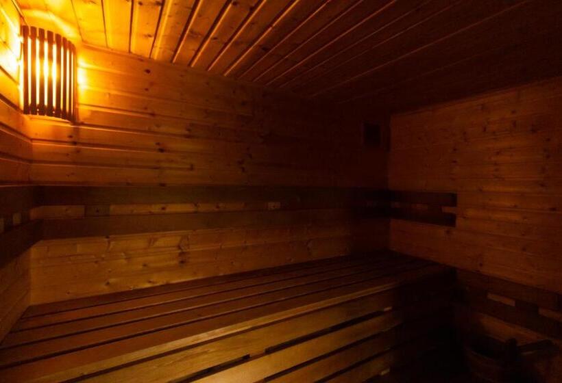 Вилла 3 Спальни, Szelidi Apartmanok