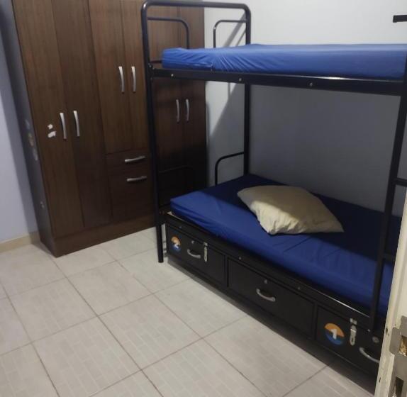 تختخواب در اتاق مشترک, Casa Da Glória Hostel
