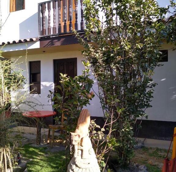 חדר אקונומי, Amazing Huaraz