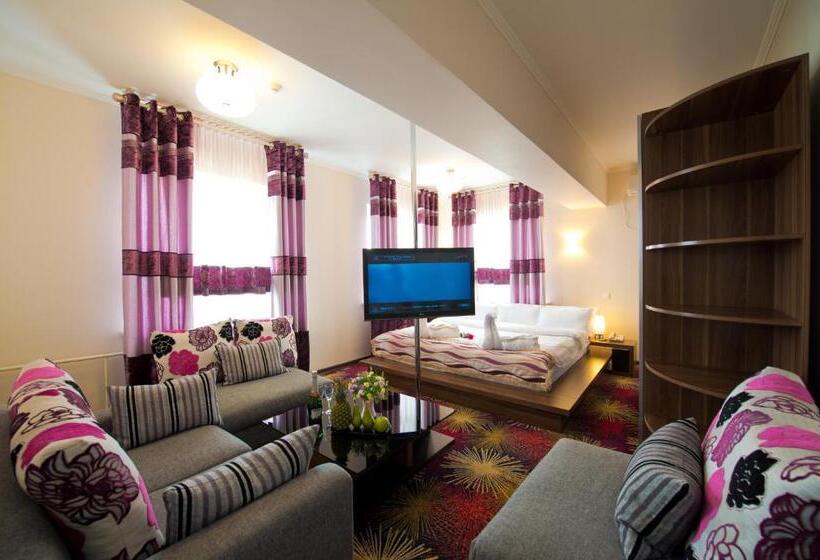 سوئیت 2 خوابه, Konfor Hotel Burabay