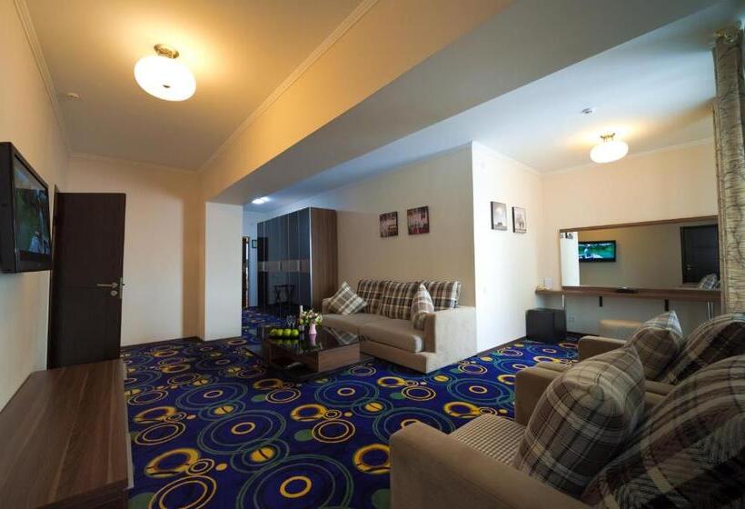 سوئیت 2 خوابه, Konfor Hotel Burabay