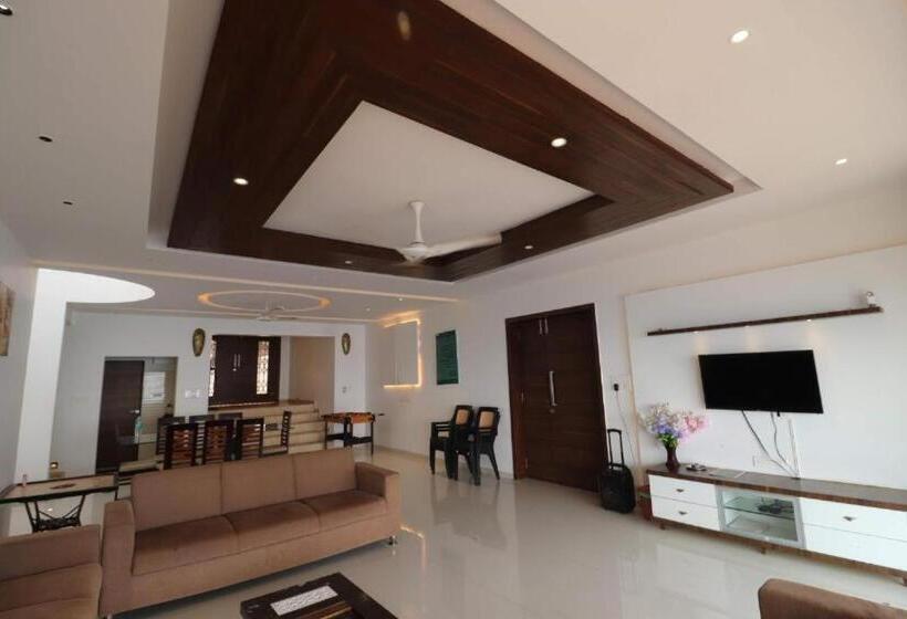 Номер Стандарт с Балконом, Hillview Rooms By 29 Bungalow