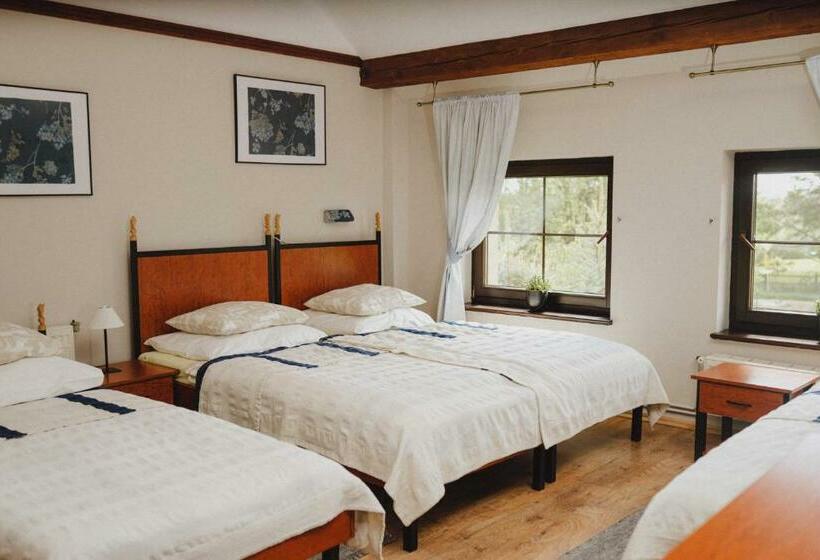 Habitació Triple Estàndard, Podkowa Modliszów