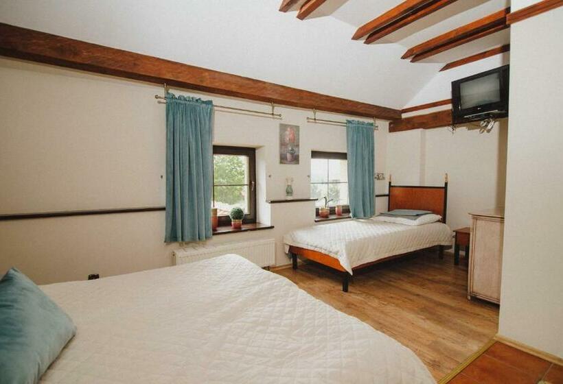 Habitació Triple Estàndard, Podkowa Modliszów