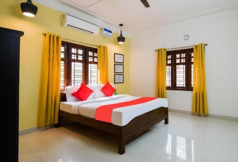 Habitació Superior Llit King, Mks Inn Near Care Hospital Bhubaneswar By Morservices