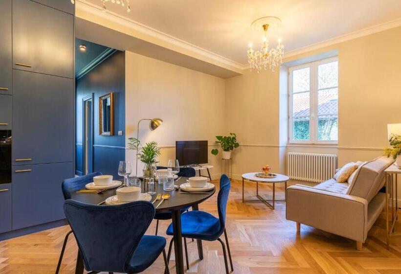 Family Suite, Château De Souhy
