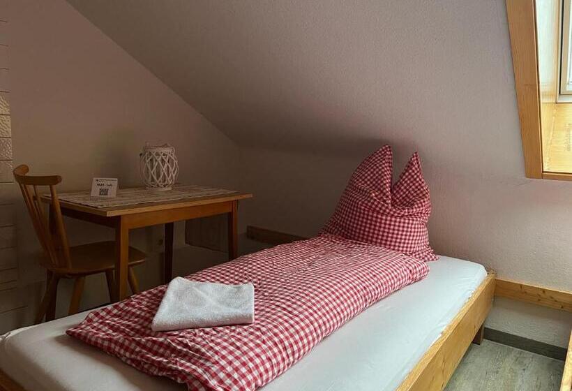 标准间, Naturfreundehaus Brend