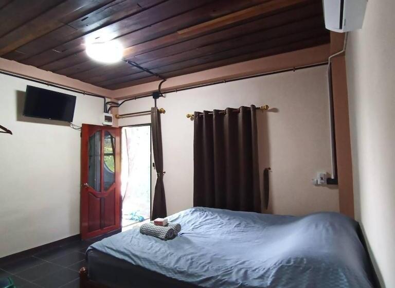 标准间, Boat And House Resort Khao Kho