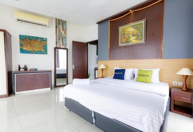Люкс, Urbanview Srb Near Mall Ciputra Cibubur By Reddoorz