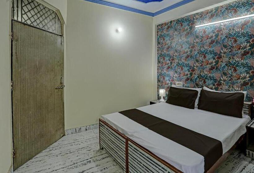 Трехместный Номер Классика, Oyo Flagship Hotel Rajendra Palace